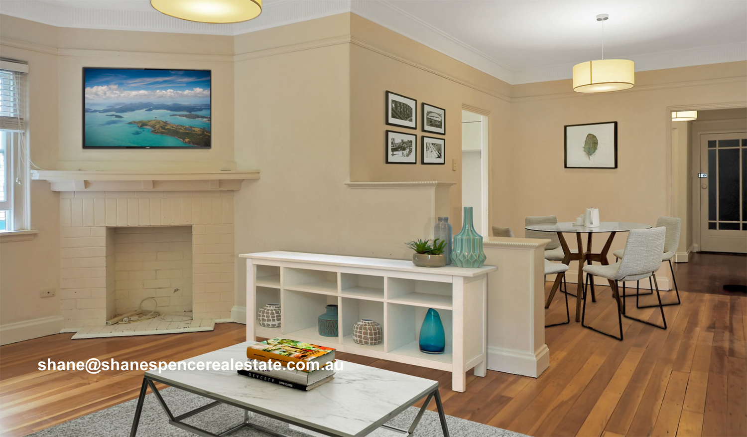 Beachside Art Deco Apartment