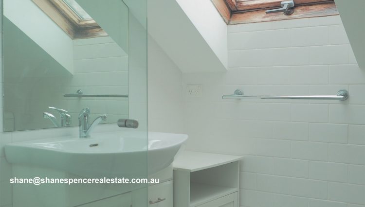 Fairlight Apartment For Lease
