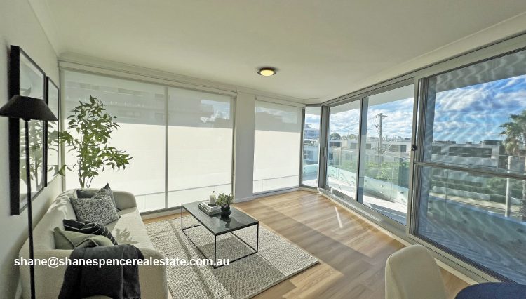 Freshwater Beachfront Auction