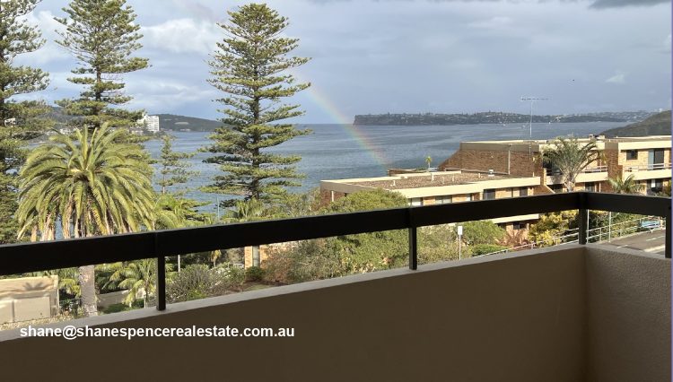 Fairlight Manly unit lease views family