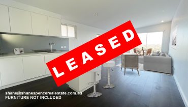 62 Crown Road, Queenscliff penthouse unit leased by Shane Spence Real Estate